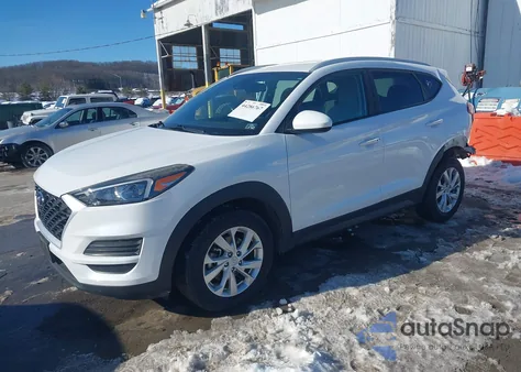 2020 Hyundai Tucson Value z USA, uszkodzony, nr VIN KM8J33A47LU135273